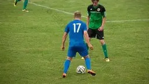 辛纳与焦科维奇成功挺进温网第二轮，郑钦文首轮遭遇淘汰