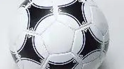 亚冬会短道速滑精彩回顾：实力名将耀眼，得与失同在2025-02-10